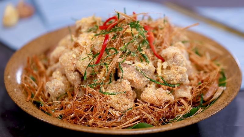 cách làm gà rang muối lá chanh