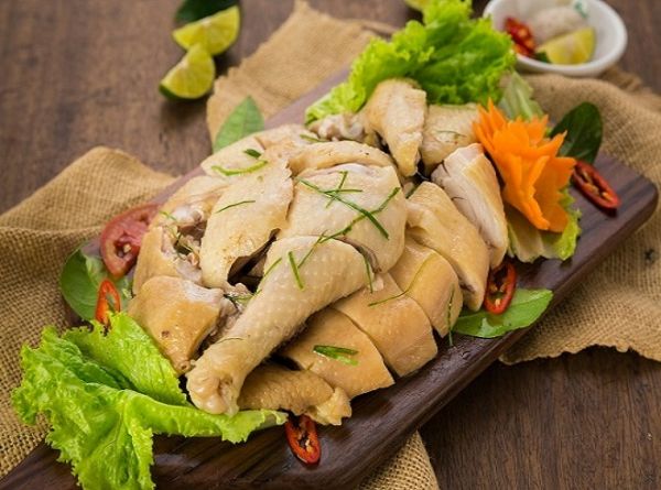 Cách làm gà hấp cách thủy vàng ruộm, thơm ngon và lạ miệng tại nhà