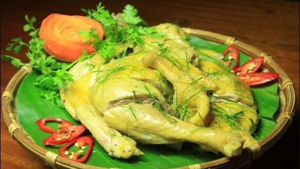 Thành phẩm gà hấp cách thủy