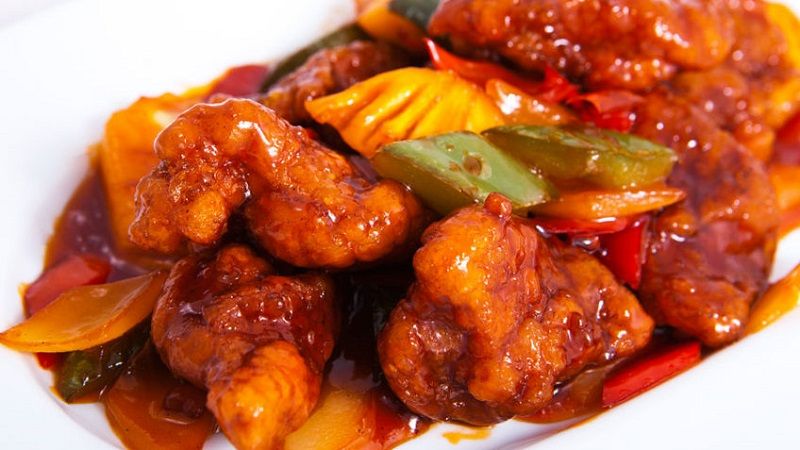 Thực hiện thịt heo nạc thăn sốt chua ngọt lạ mà ngon