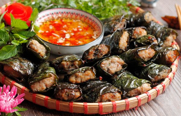 Cách làm thịt lợn nướng chả lá xương sông
