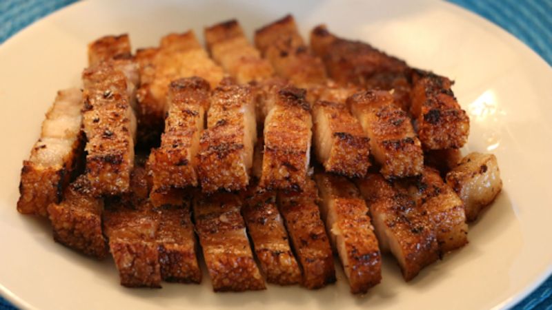 Cách làm thịt lợn phơi một nắng thơm ngon hết sẩy 