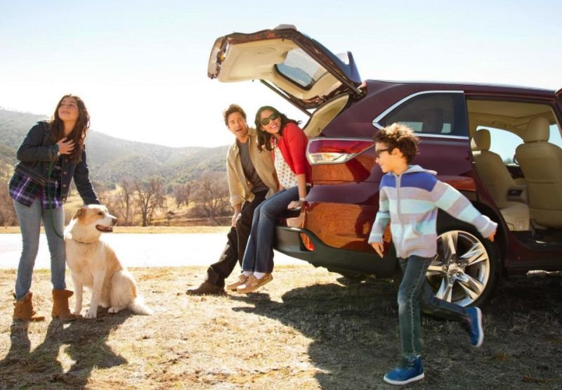 Đi gia đình nên mua xe gì? Trong tầm giá bao nhiêu?